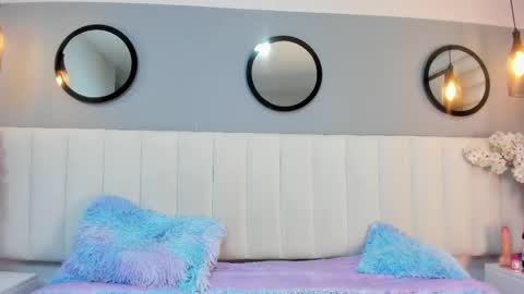 alice_lodge online show from October 2025 04:09:02 AM