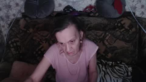 Snapshot of alice_longstocking chatting on May 2026 06:40:01 AM alice longstocking online show from May 2026 06:40:01 AM