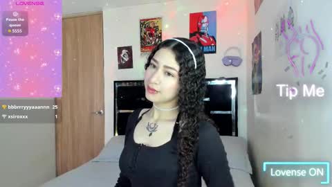 Snapshot of alice_martinez_ chatting on October 2025 02:07:02 PM alice and amber online show from October 2025 02:07:02 PM