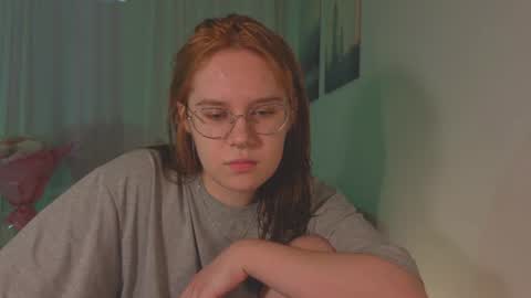 Snapshot of alice_miiiller chatting on June 2026 07:50:02 AM Alice online show from June 2026 07:50:02 AM