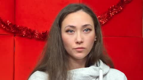 Snapshot of alice_munro chatting on December 2024 08:18:01 PM AliceMunro online show from December 2024 08:18:01 PM