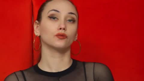 Snapshot of alice_munro chatting on January 2025 05:58:01 PM AliceMunro online show from January 2025 05:58:01 PM