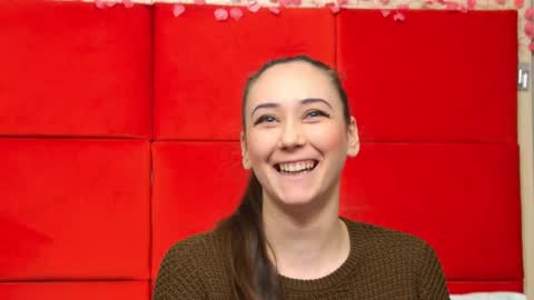 Snapshot of alice_munro chatting on January 2025 10:08:02 PM AliceMunro online show from January 2025 10:08:02 PM