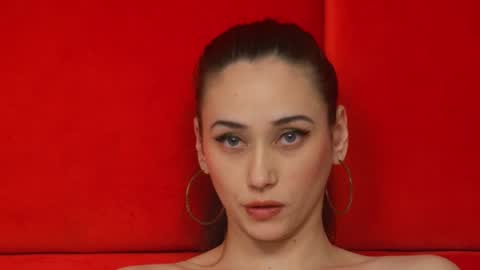 Snapshot of alice_munro chatting on January 2025 01:20:02 AM AliceMunro online show from January 2025 01:20:02 AM