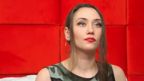 Snapshot of alice_munro chatting on February 2025 11:27:01 PM AliceMunro online show from February 2025 11:27:01 PM