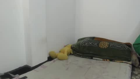 Alicia Aldara online show from February 2026 01:54:02 PM