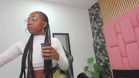 alice_rouusse online show from September 2025 12:15:02 PM