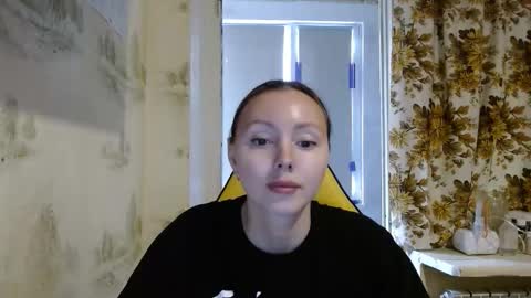 Snapshot of alice_smiles chatting on April 2026 11:57:02 AM Alice smiles online show from April 2026 11:57:02 AM