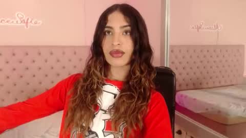 Sofia online show from October 2025 12:54:01 AM