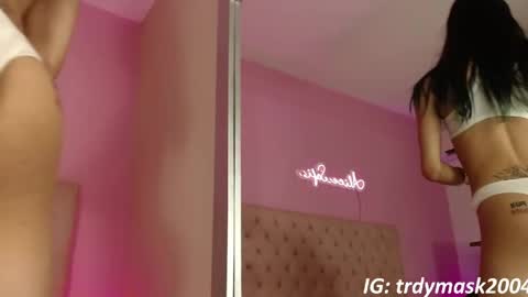 Sofia online show from April 2026 01:16:01 PM