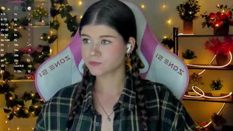 Alice online show from September 2025 09:30:01 PM