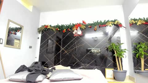 Alice thompsonx online show from December 2024 11:38:01 AM