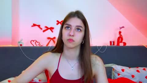 Snapshot of aliceatkin chatting on June 2026 06:24:02 AM Alice online show from June 2026 06:24:02 AM