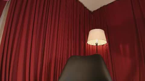 Snapshot of aliceblaker_ chatting on June 2026 07:56:01 PM aliceblaker_ online show from June 2026 07:56:01 PM