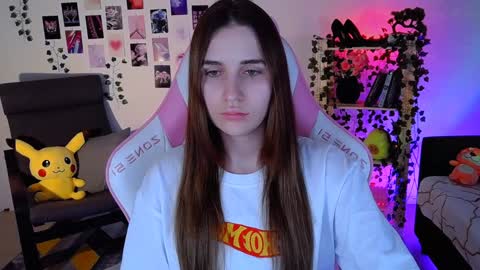 Snapshot of alicecharmy chatting on December 2024 02:59:01 PM alicecharmy online show from December 2024 02:59:01 PM