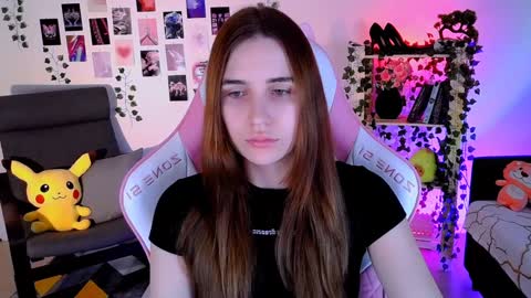 Snapshot of alicecharmy chatting on December 2024 10:58:01 AM alicecharmy online show from December 2024 10:58:01 AM