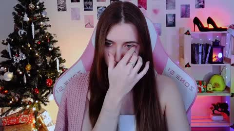 Snapshot of alicecharmy chatting on December 2024 12:38:01 PM alicecharmy online show from December 2024 12:38:01 PM