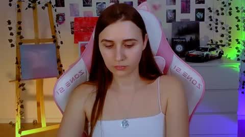 Snapshot of alicecharmy chatting on February 2025 04:05:01 PM alicecharmy online show from February 2025 04:05:01 PM