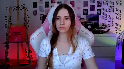 Snapshot of alicecharmy chatting on September 2025 03:11:01 PM alicecharmy online show from September 2025 03:11:01 PM