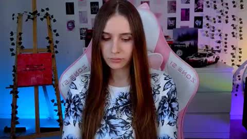 Snapshot of alicecharmy chatting on September 2025 12:49:02 PM alicecharmy online show from September 2025 12:49:02 PM