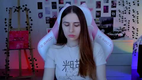 Snapshot of alicecharmy chatting on October 2025 06:25:02 AM alicecharmy online show from October 2025 06:25:02 AM