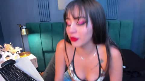 Snapshot of alicecoule chatting on April 2026 11:34:01 AM Alice online show from April 2026 11:34:01 AM