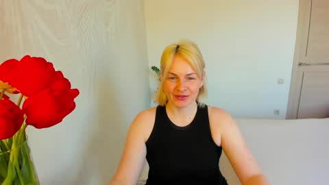 Snapshot of alicee__grace chatting on April 2026 08:29:02 AM Alicee online show from April 2026 08:29:02 AM