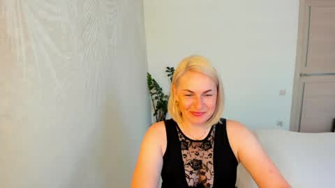Snapshot of alicee__grace chatting on May 2026 08:01:01 AM Alicee online show from May 2026 08:01:01 AM