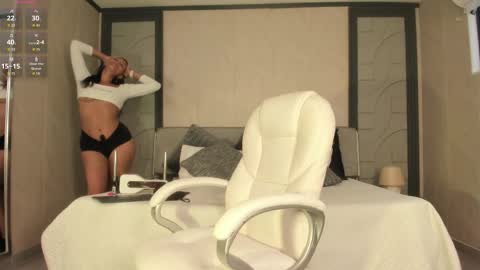 alicee_clark_ online show from March 2026 01:17:02 PM