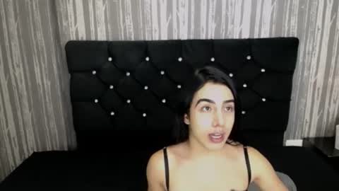 alicee_moonn online show from July 2026 10:36:02 PM