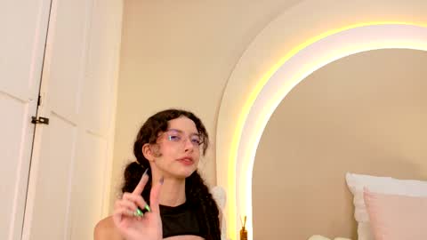 Snapshot of alicee_rodriguez chatting on February 2025 04:21:02 PM alice online show from February 2025 04:21:02 PM