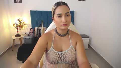 Snapshot of alicee_wild_ chatting on September 2025 08:43:01 PM Alicia 1000 PM - 600 AM COLOMBIAN TIME online show from September 2025 08:43:01 PM