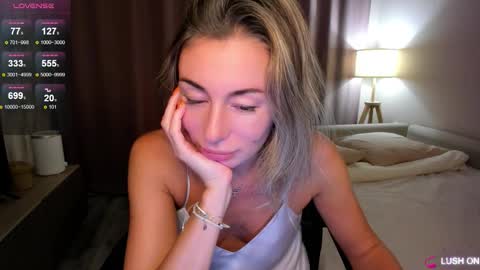 Daniella online show from November 2025 02:16:01 PM