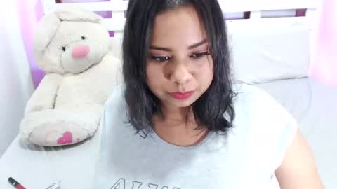 Snapshot of alicefox129439 chatting on December 2024 02:42:01 AM alicefox129439 online show from December 2024 02:42:01 AM