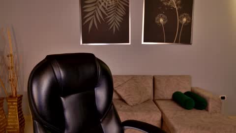 Alice online show from January 2025 03:26:01 AM