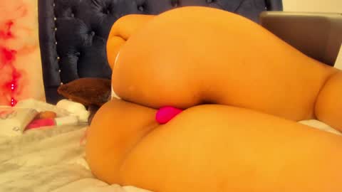 Snapshot of alicehott_05 chatting on January 2025 07:07:01 AM alicehott_05 online show from January 2025 07:07:01 AM