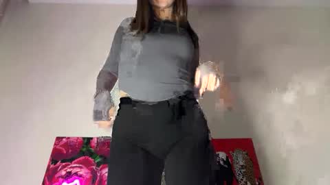 aliceinlustland online show from May 2026 06:03:01 PM