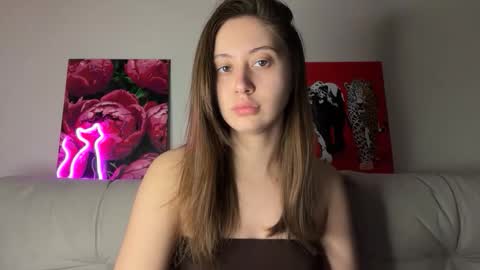 Snapshot of aliceinlustland chatting on May 2026 07:41:01 PM aliceinlustland online show from May 2026 07:41:01 PM