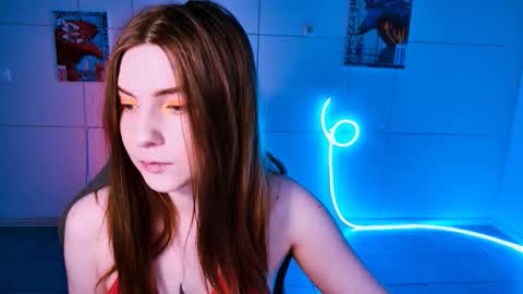 Alice online show from October 2025 05:02:02 AM