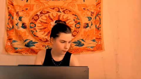 Alice online show from March 2026 05:24:02 AM