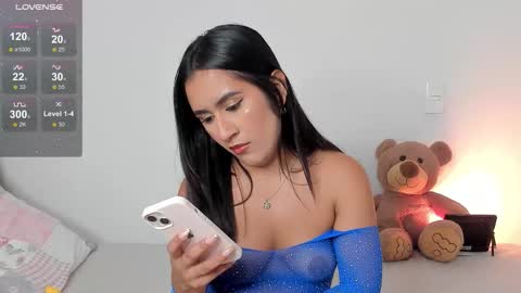 vanessa online show from November 2025 04:18:01 PM