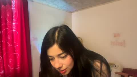 Snapshot of alicekingdom chatting on August 2026 08:44:01 PM Alicekingdom online show from August 2026 08:44:01 PM