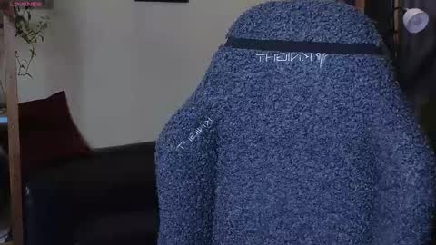 Alice  vacation  online show from November 2025 06:50:01 PM