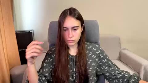 alicekollt online show from October 2025 07:52:02 AM