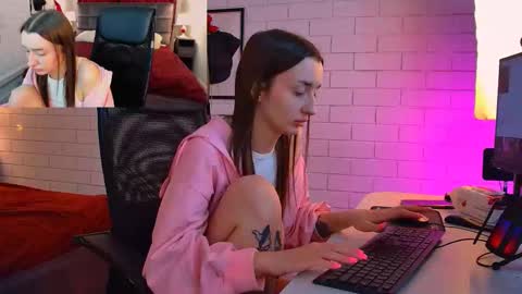 Snapshot of alicelidse chatting on February 2026 01:09:02 PM Alice online show from February 2026 01:09:02 PM