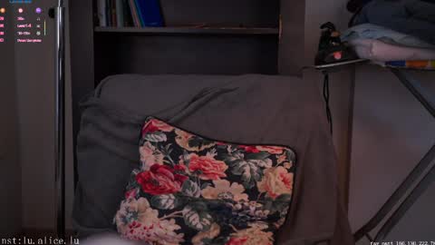 Elle online show from April 2026 05:34:01 AM