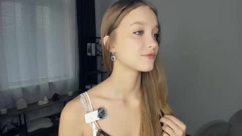 Serena online show from October 2025 08:00:02 AM