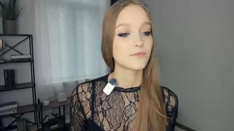 Serena online show from October 2025 07:43:01 AM