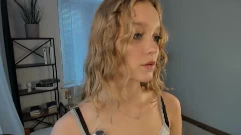 Serena online show from March 2026 09:37:02 AM