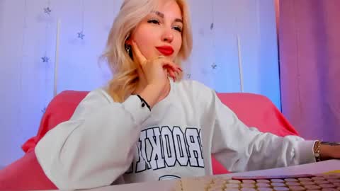 Snapshot of alicemonro chatting on May 2026 01:23:02 AM alicemonro online show from May 2026 01:23:02 AM